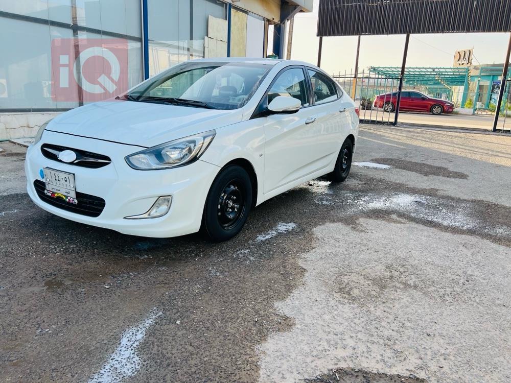 هیوندای ئەکسنت